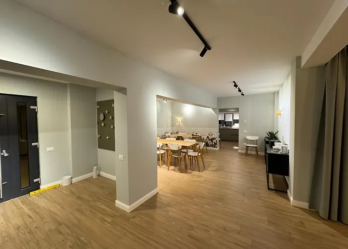 Villa Epic Brasov, Cristian