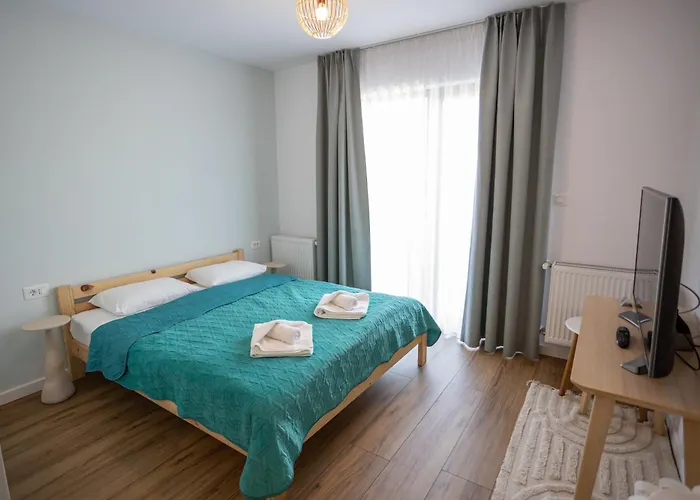 Epic Brasov, Cristian Villa *