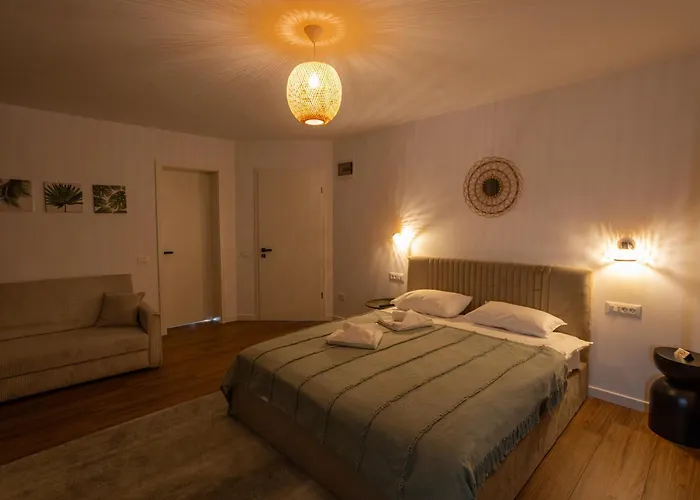 Epic Brasov, Cristian Villa Brasov